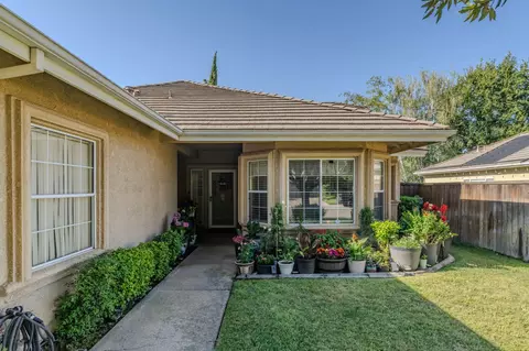 Exterior - 2622 Tejon St, Lodi, CA 95242 photo 6 of 12