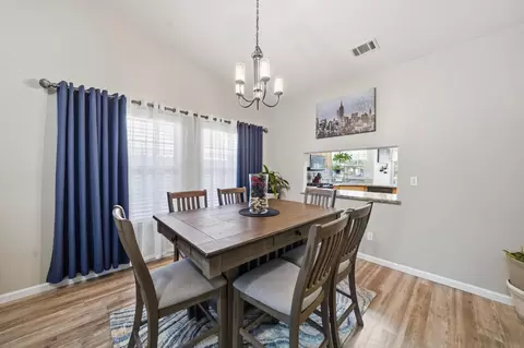 Dining - 2622 Tejon St, Lodi, CA 95242 photo 4 of 6