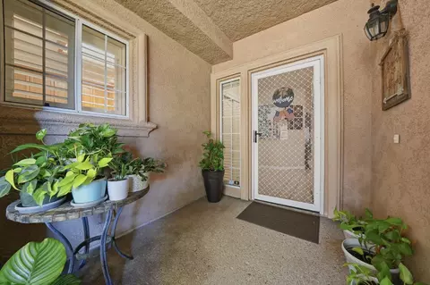 Entry Way - 2622 Tejon St, Lodi, CA 95242 photo 1 of 6