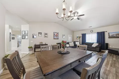 Dining - 2622 Tejon St, Lodi, CA 95242 photo 6 of 6