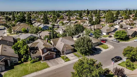 View/Area - 2622 Tejon St, Lodi, CA 95242 photo 3 of 6