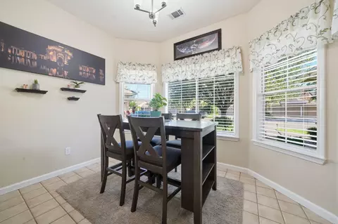 Dining - 2622 Tejon St, Lodi, CA 95242 photo 2 of 6
