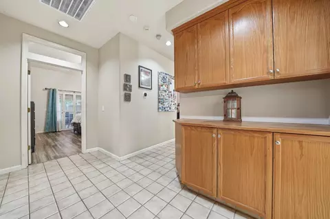 Entry Way - 2622 Tejon St, Lodi, CA 95242 photo 6 of 6