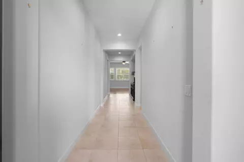 Entry Way - 1017 Kumara, Manteca, CA 95337 photo 4 of 7