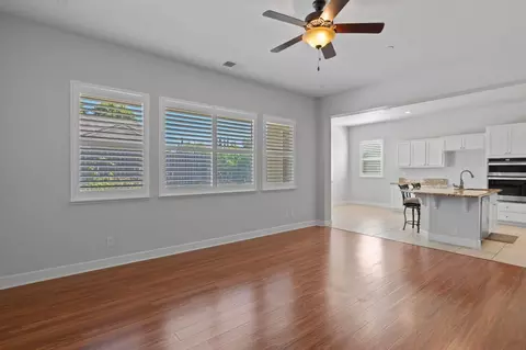 Living - 1017 Kumara, Manteca, CA 95337 photo 2 of 2
