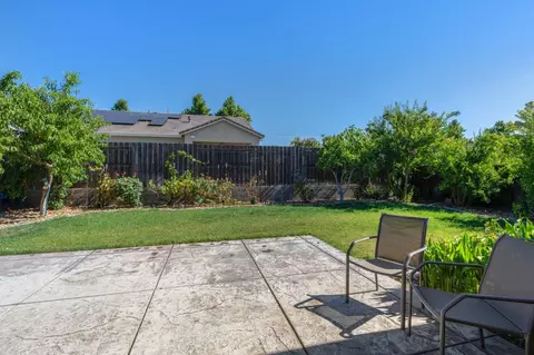 Exterior - 1017 Kumara, Manteca, CA 95337 photo 3 of 9