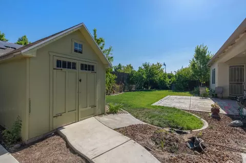 Exterior - 1017 Kumara, Manteca, CA 95337 photo 4 of 9