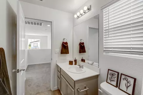 Bath - 2887 Krone Way, Antelope, CA 95843 photo 4 of 4