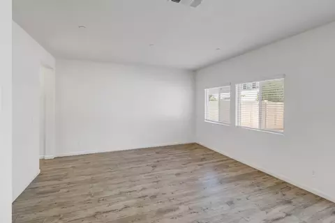 Living - 2887 Krone Way, Antelope, CA 95843 photo 5 of 6