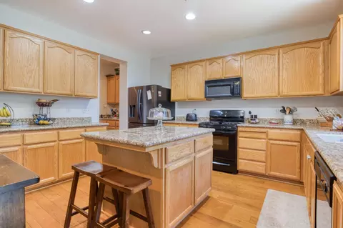 Kitchen - 3724 Macadamia Ln, Ceres, CA 95307 photo 1 of 3
