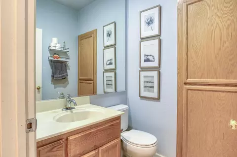Bath - 3724 Macadamia Ln, Ceres, CA 95307 photo 1 of 3