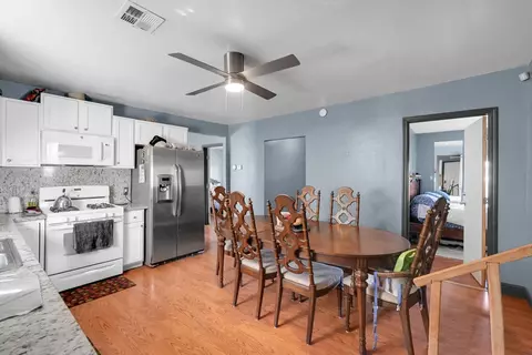 Dining - 2111 Hackett Rd, Ceres, CA 95307 photo 2 of 2