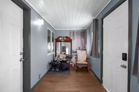 Entry Way - 2111 Hackett Rd, Ceres, CA 95307 photo 1 of 2