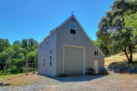 315 Woodside Way, Auburn, CA 95603
