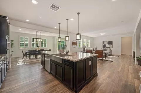6048 Duet Way, Roseville, CA 95747