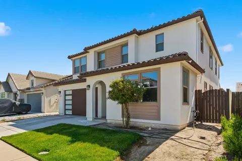 Exterior - 4344 Vanguard Dr, Modesto, CA 95356 photo 3 of 8