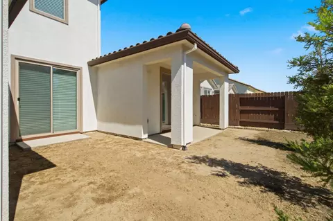 Exterior - 4344 Vanguard Dr, Modesto, CA 95356 photo 6 of 8
