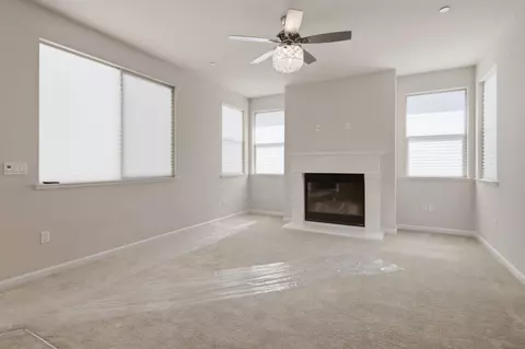 Living - 4344 Vanguard Dr, Modesto, CA 95356 photo 4 of 12