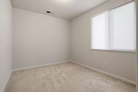 Bedroom - 4344 Vanguard Dr, Modesto, CA 95356 photo 3 of 5