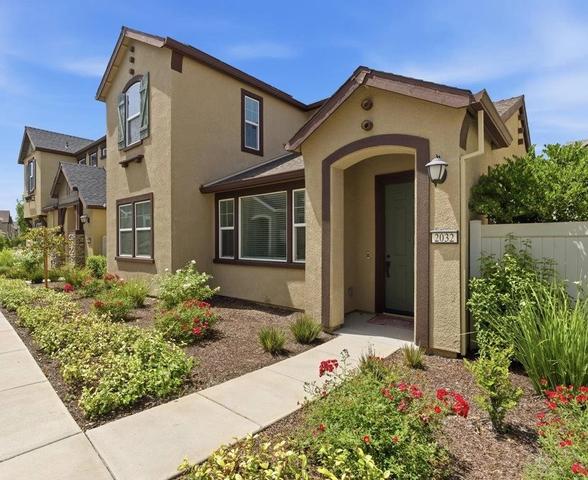 2032 Brave Hawk Loop, Roseville, CA 95747