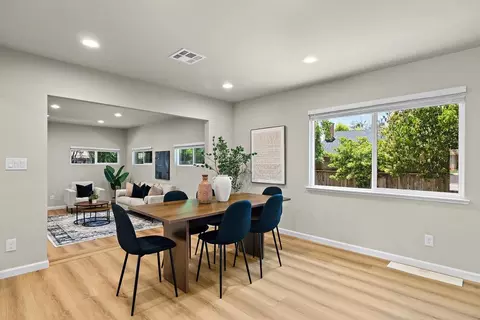 Dining - 909 Malibu Ct, Modesto, CA 95350 photo 1 of 6