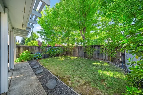 Exterior - 3601 Amethyst Dr, Rocklin, CA 95677 photo 8 of 13