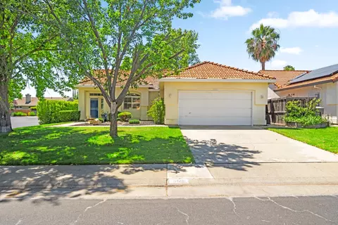 Exterior - 3601 Amethyst Dr, Rocklin, CA 95677 photo 2 of 13