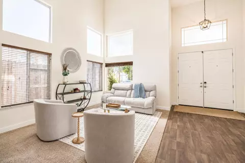 Entry Way - 3717 Havenhurst Ct, Modesto, CA 95355 photo 1 of 5