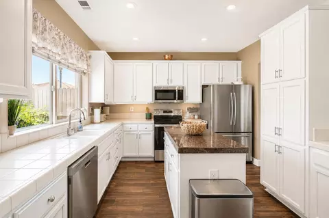 Kitchen - 3717 Havenhurst Ct, Modesto, CA 95355 photo 3 of 3