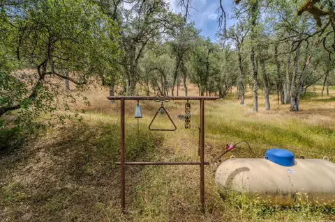Exterior - 8531 Sheep Ranch Rd, Mountain Ranch, CA 95246 photo 7 of 12