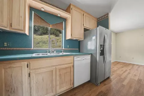 Kitchen - 8531 Sheep Ranch Rd, Mountain Ranch, CA 95246 photo 2 of 4