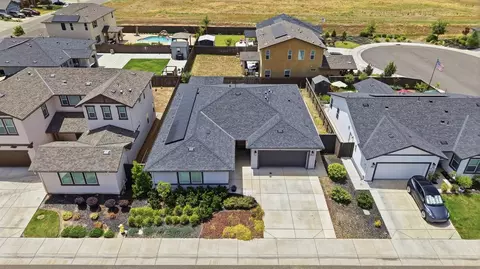 View/Area - 658 Nathaniel Ave, Galt, CA 95632 photo 1 of 5