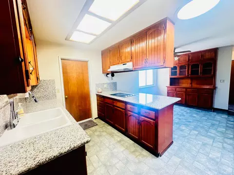 Kitchen - 1633 Walnut, Escalon, CA 95320 photo 1 of 3