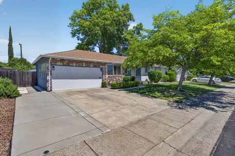 5012 I Pkwy, Sacramento, CA 95823