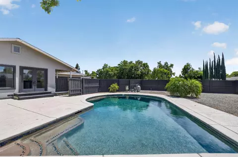 6101 Shenandoah Dr, Sacramento, CA 95841