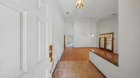 Entry Way - 2701 Twin Oak Ln, Modesto, CA 95355 photo 1 of 1