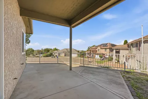 Exterior - 10587 Ridgecrest Dr, Jackson, CA 95642 photo 4 of 6