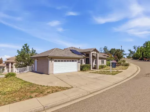Exterior - 10587 Ridgecrest Dr, Jackson, CA 95642 photo 2 of 6