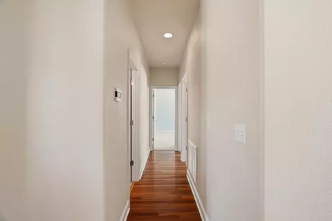 Entry Way - 10587 Ridgecrest Dr, Jackson, CA 95642 photo 4 of 5