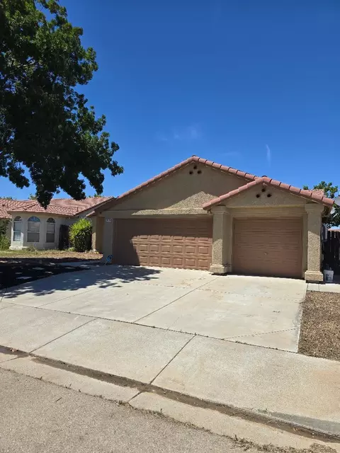 Exterior - 29124 Rio Verde Dr, Gustine, CA 95322 photo 2 of 6