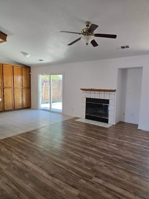 Living - 29124 Rio Verde Dr, Gustine, CA 95322 photo 4 of 4
