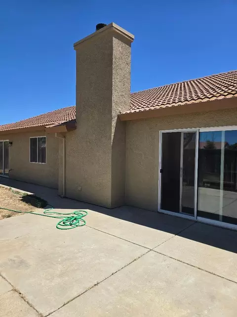 Exterior - 29124 Rio Verde Dr, Gustine, CA 95322 photo 5 of 6