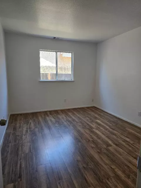 Bedroom - 29124 Rio Verde Dr, Gustine, CA 95322 photo 3 of 3