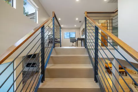 Entry Way - 132 Huerta Pl, Davis, CA 95616 photo 4 of 5