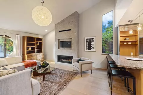 Living - 132 Huerta Pl, Davis, CA 95616 photo 1 of 5