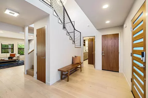 Entry Way - 132 Huerta Pl, Davis, CA 95616 photo 2 of 5