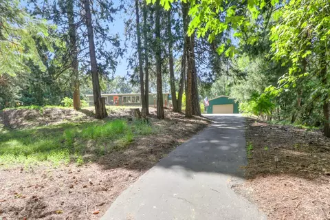 Exterior - 4909 Clear Creek Rd, Placerville, CA 95667 photo 22 of 26