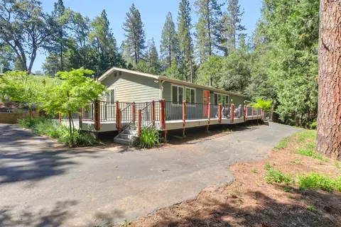 Exterior - 4909 Clear Creek Rd, Placerville, CA 95667 photo 1 of 26