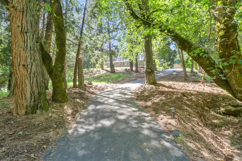 Exterior - 4909 Clear Creek Rd, Placerville, CA 95667 photo 23 of 26