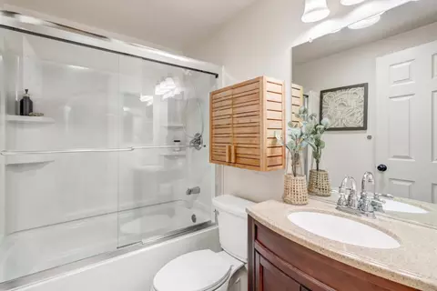 Bath - 4909 Clear Creek Rd, Placerville, CA 95667 photo 4 of 4